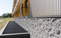 Монтаж гранита на фасад